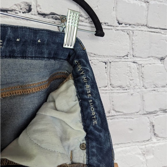 American Eagle Curvy Hi Rise Shortie Distressed Blue Jean Shorts 8 - Picture 5 of 5